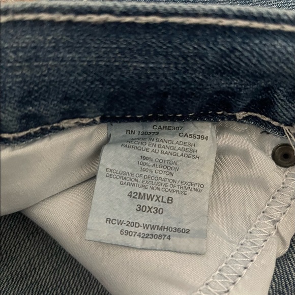 Men Wrangler Jeans - Picture 3 of 3